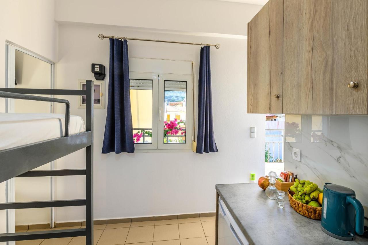 Soso'S Apartments -Vacations Next To The Beach Psari Forada Exterior photo